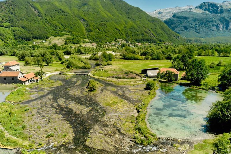 Ethno Katun Rosi Agrotourism Hotel Gusinje Exterior foto