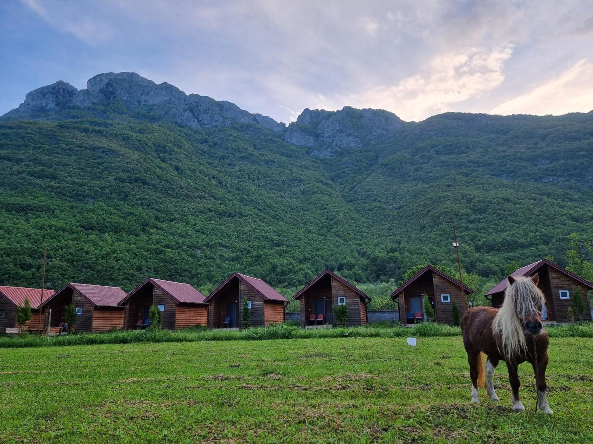 Ethno Katun Rosi Agrotourism Hotel Gusinje Exterior foto