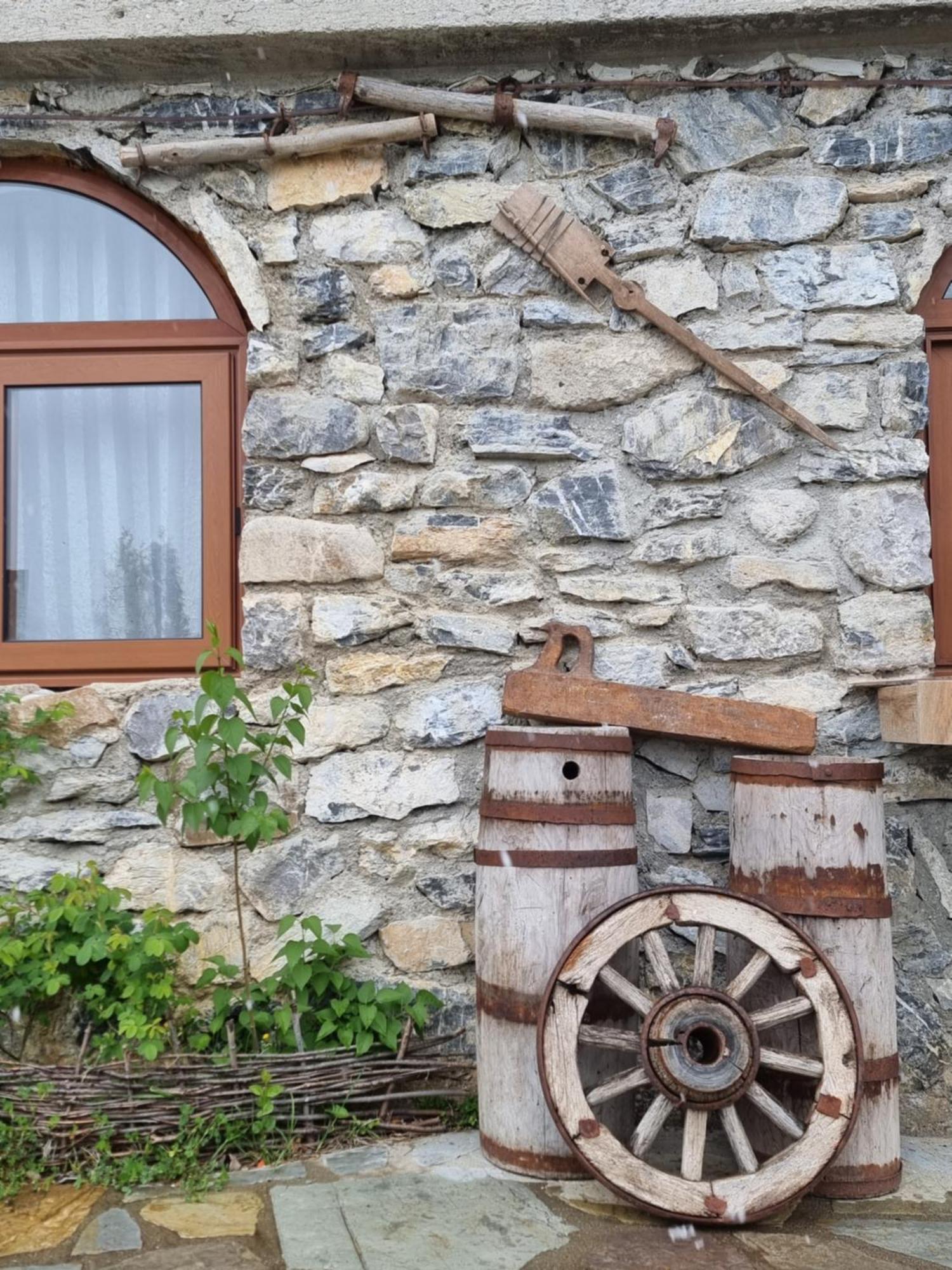 Ethno Katun Rosi Agrotourism Hotel Gusinje Exterior foto
