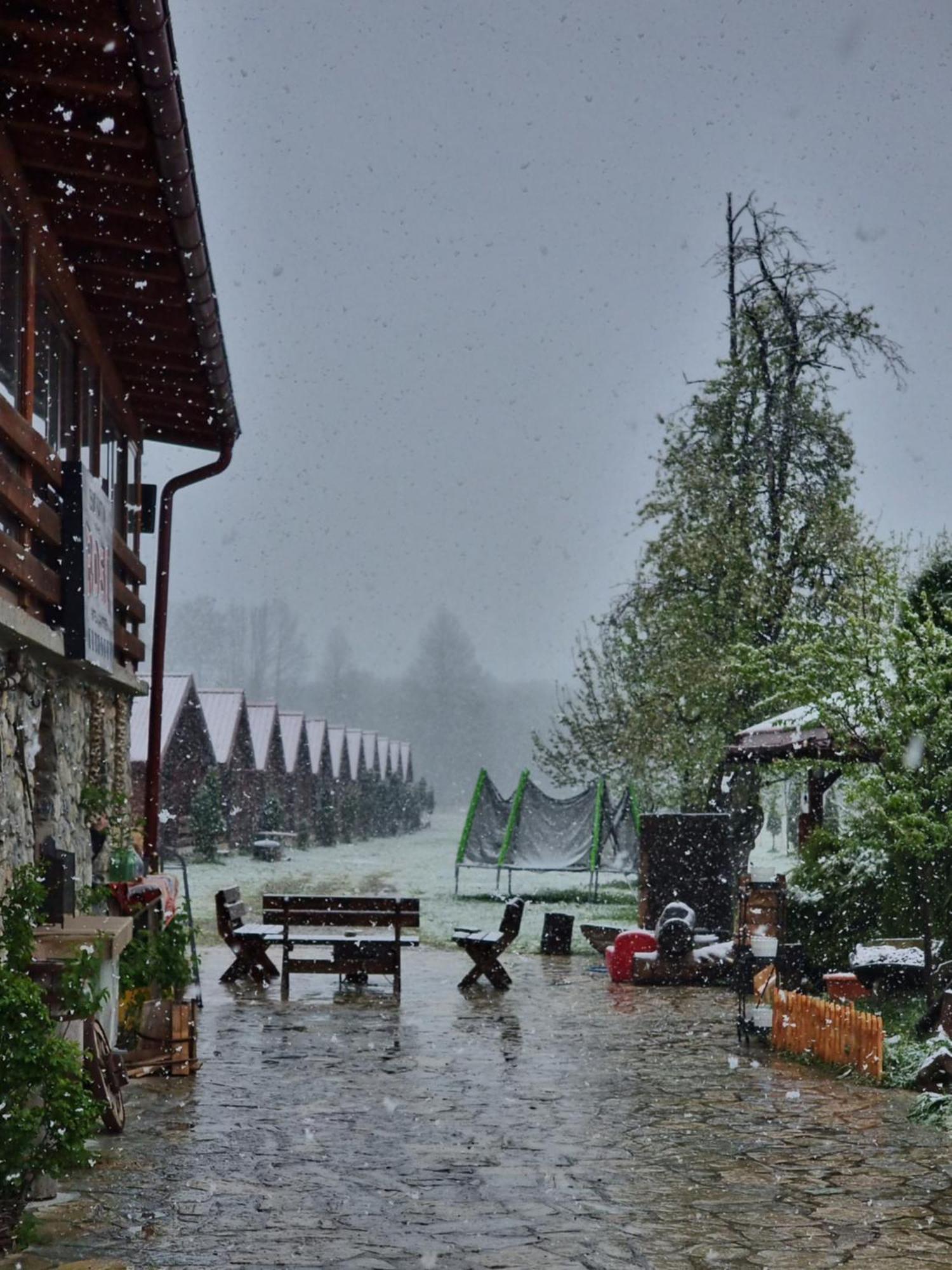 Ethno Katun Rosi Agrotourism Hotel Gusinje Exterior foto